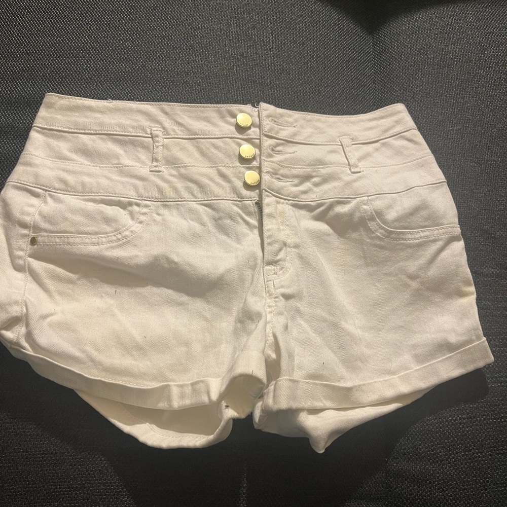 Refuge Denim Shorts- White
